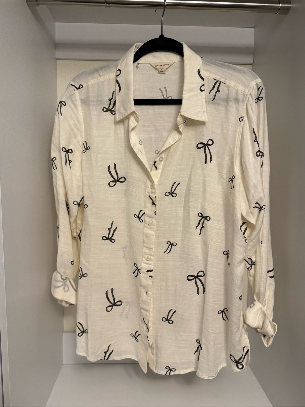 Lucky Brand Cream Button-Down Shirt with Black Bow Print